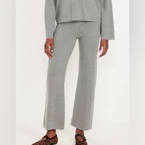 Banana Republic knit sweater pants brand new